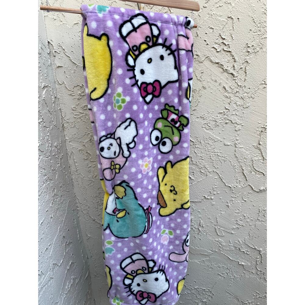 Hello Kitty & Friends Soft Silk Touch Throw Blanket 50” x 70” (Purple)